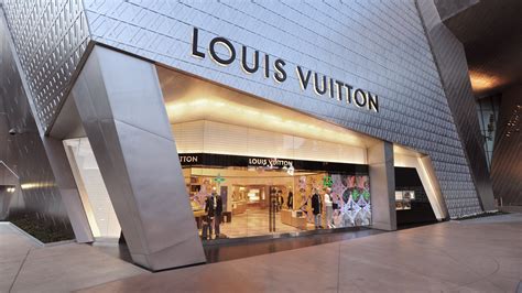 how many louis vuitton stores are in las vegas|louis vuitton vegas locations.